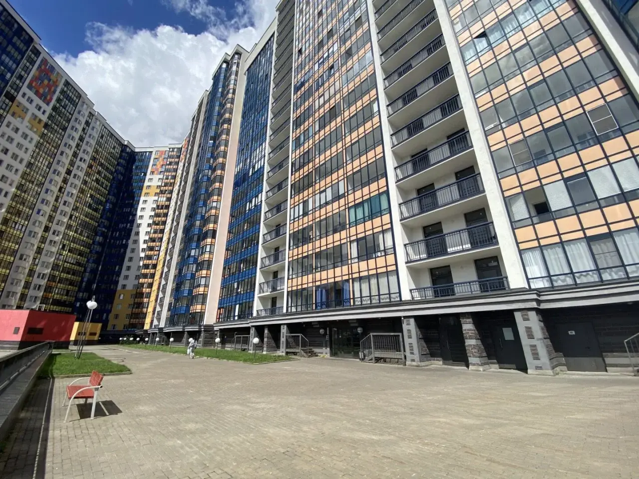 однокомнатная квартира в Санкт-Петербурге по адресу: Кондратьевский проспект, 68, к 4