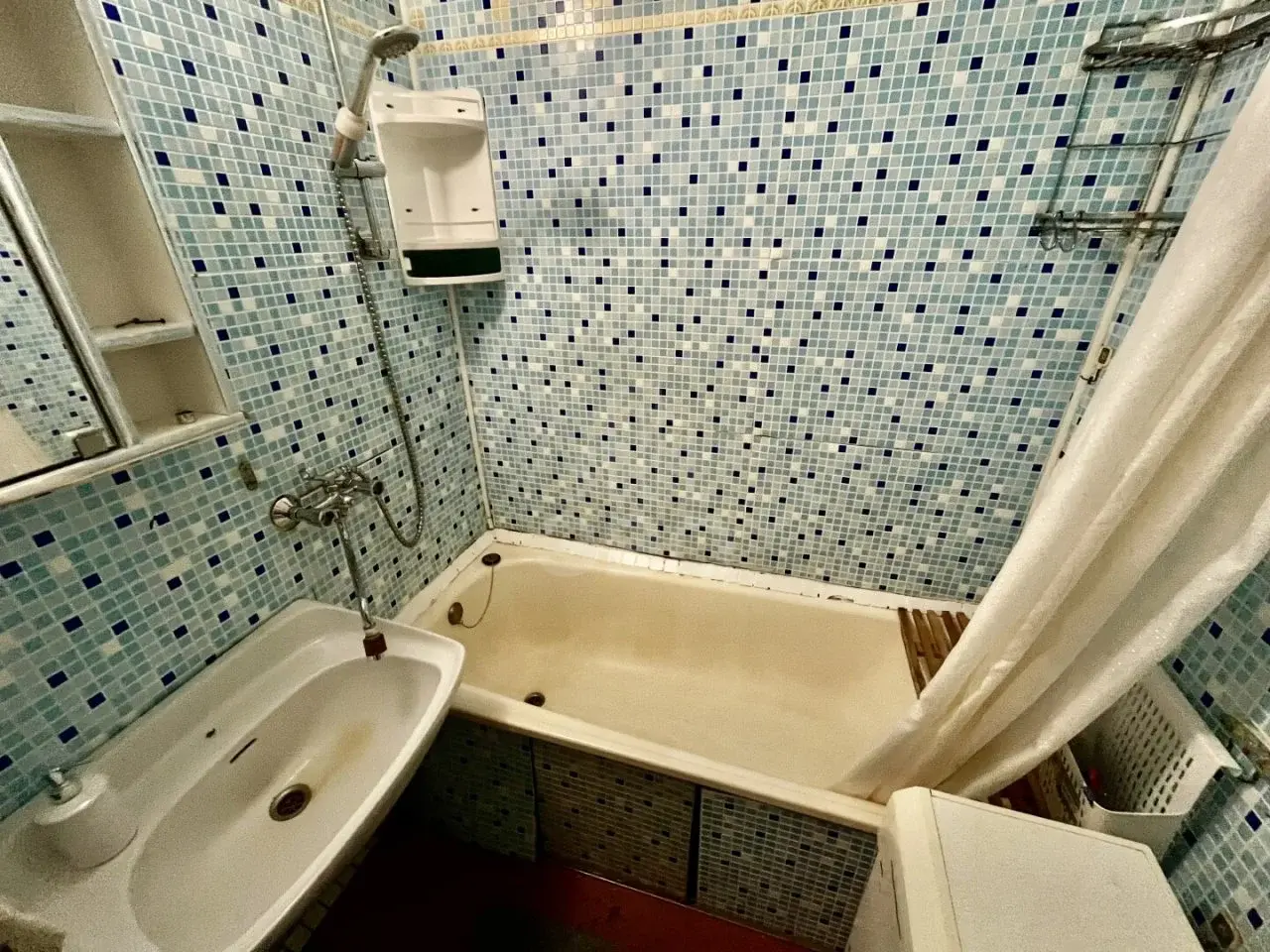 двухкомнатная квартира в Санкт-Петербурге по адресу: Котина ул., 6, к 1