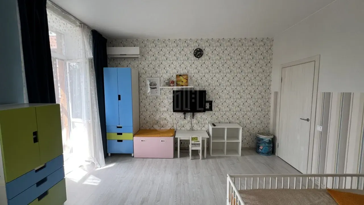 трехкомнатная квартира в Санкт-Петербурге по адресу: Бабушкина ул., 85