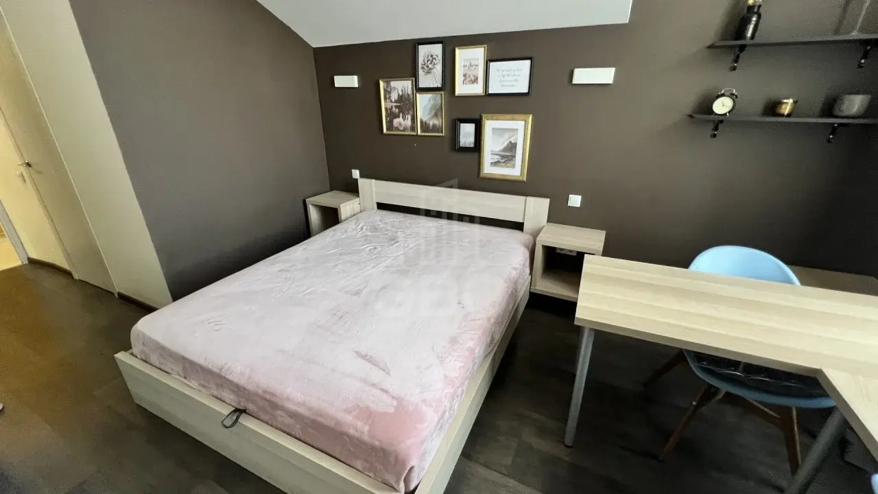 трехкомнатная квартира в Санкт-Петербурге по адресу: Бабушкина ул., 85