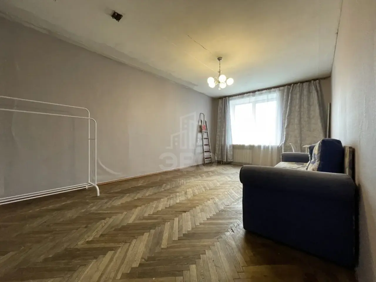 двухкомнатная квартира в Санкт-Петербурге по адресу: Славы проспект, 16