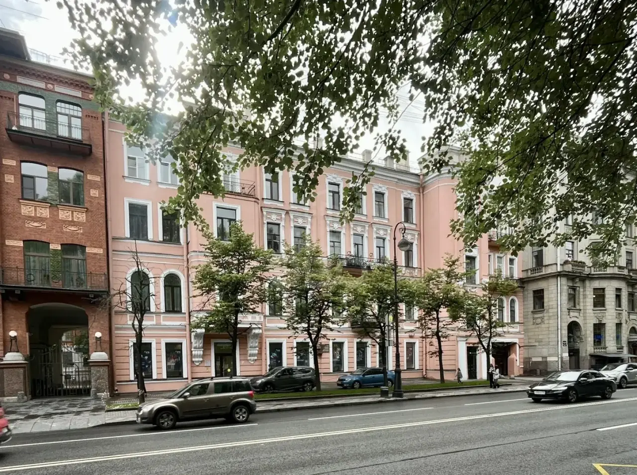 коммерция в Санкт-Петербурге по адресу: Каменноостровский проспект, 24
