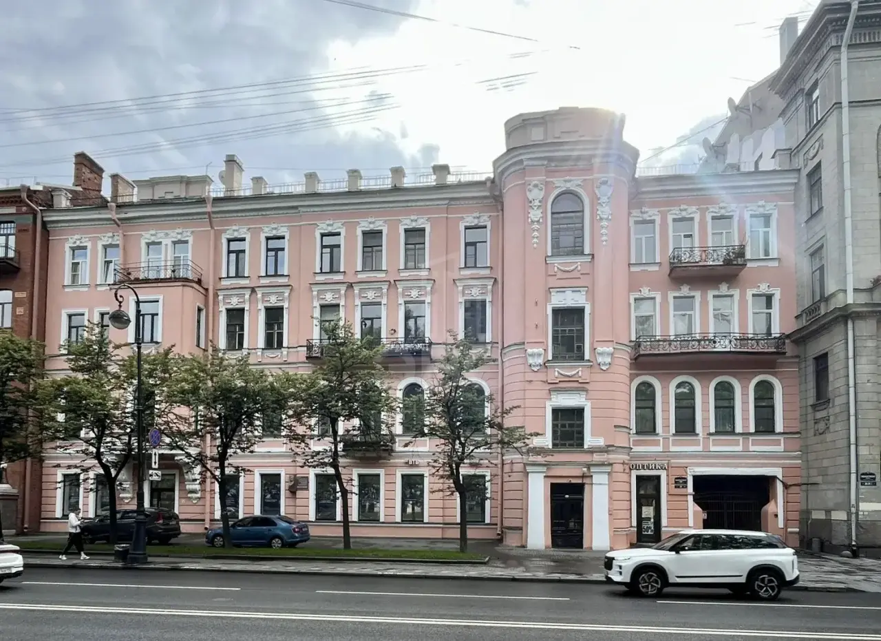 коммерция в Санкт-Петербурге по адресу: Каменноостровский проспект, 24