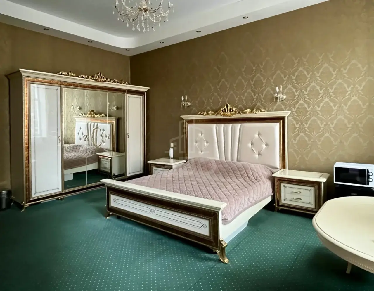 коммерция в Санкт-Петербурге по адресу: Каменноостровский проспект, 24