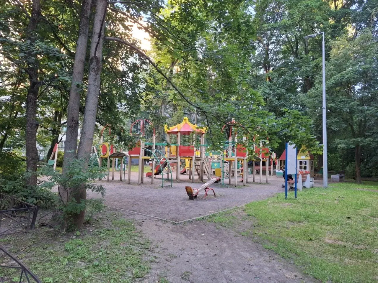 однокомнатная квартира в Санкт-Петербурге по адресу: Карбышева ул., 4, к 2