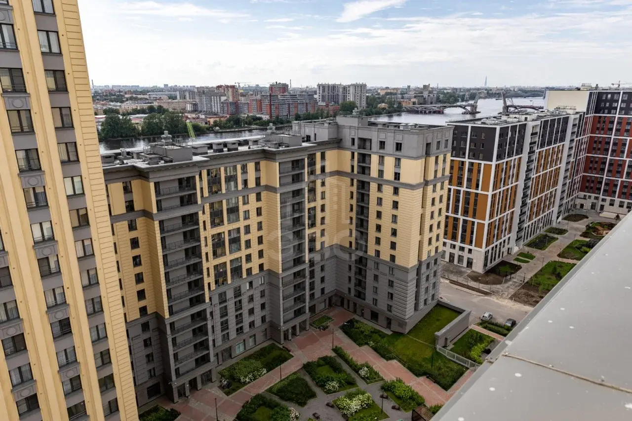 однокомнатная квартира в Санкт-Петербурге по адресу: Октябрьская наб., 40