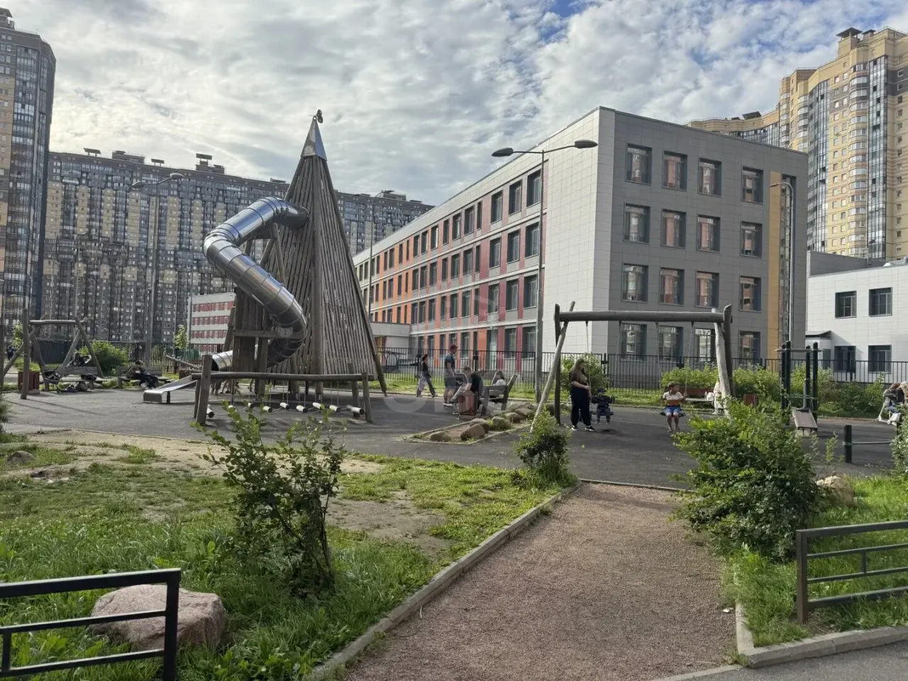 однокомнатная квартира в Санкт-Петербурге по адресу: Толубеевский проезд, 18, к 1