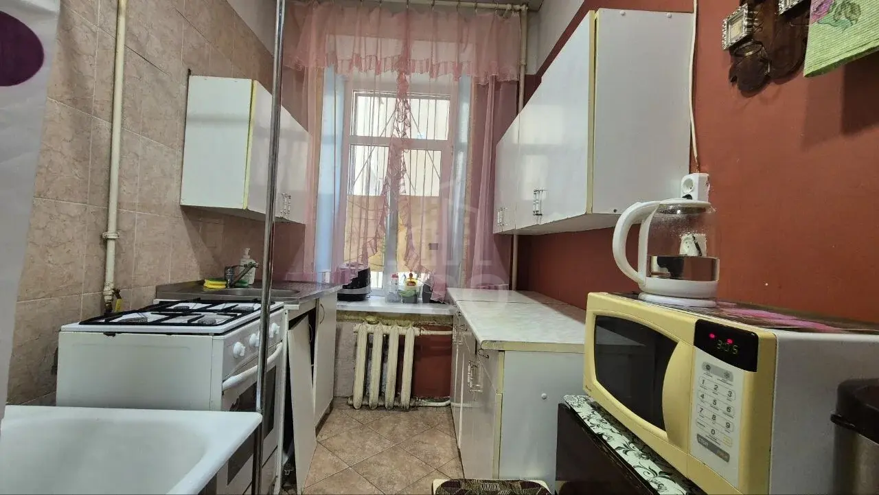 комната в Санкт-Петербурге по адресу: 18-я В.О. линия, 25