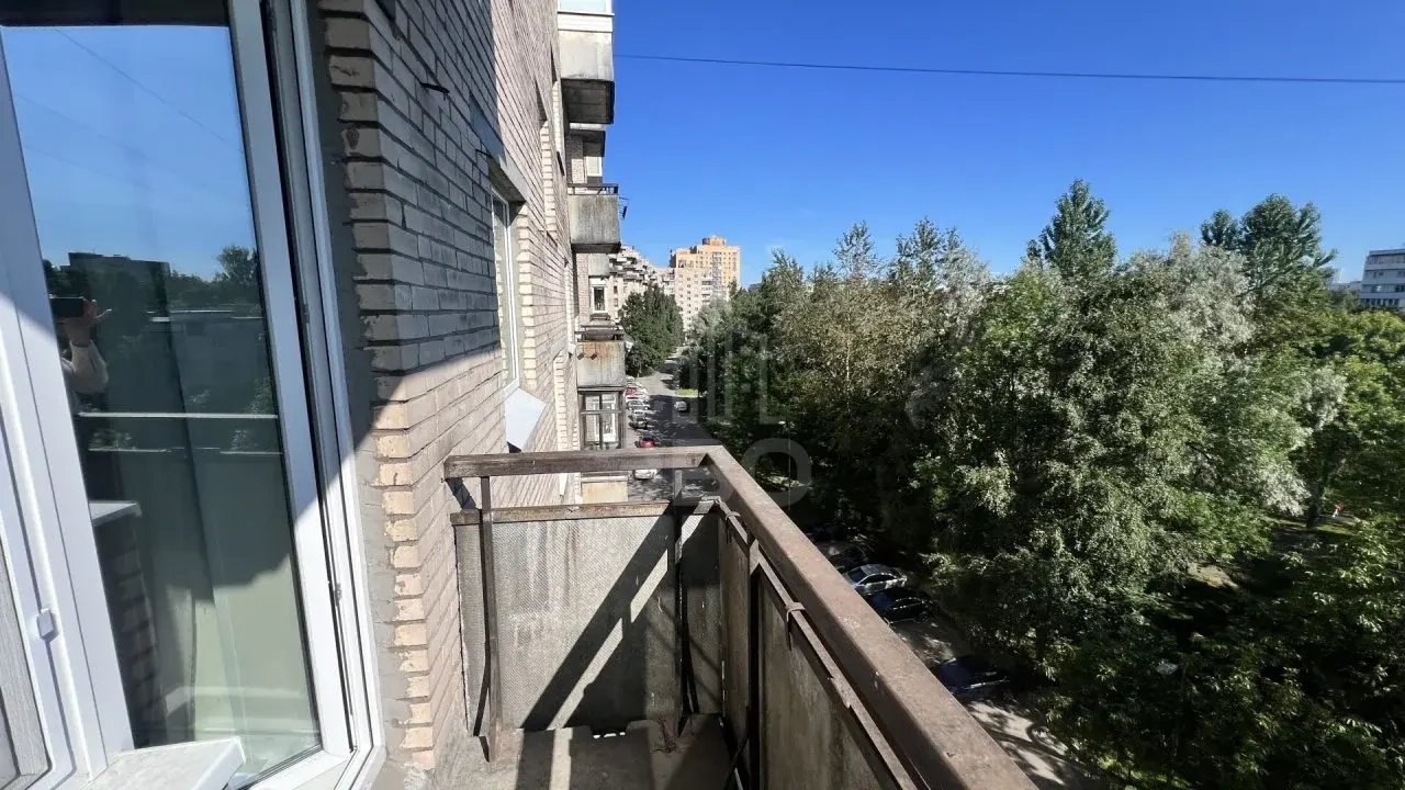 однокомнатная квартира в Санкт-Петербурге по адресу: Бухарестская ул., 72, к 1