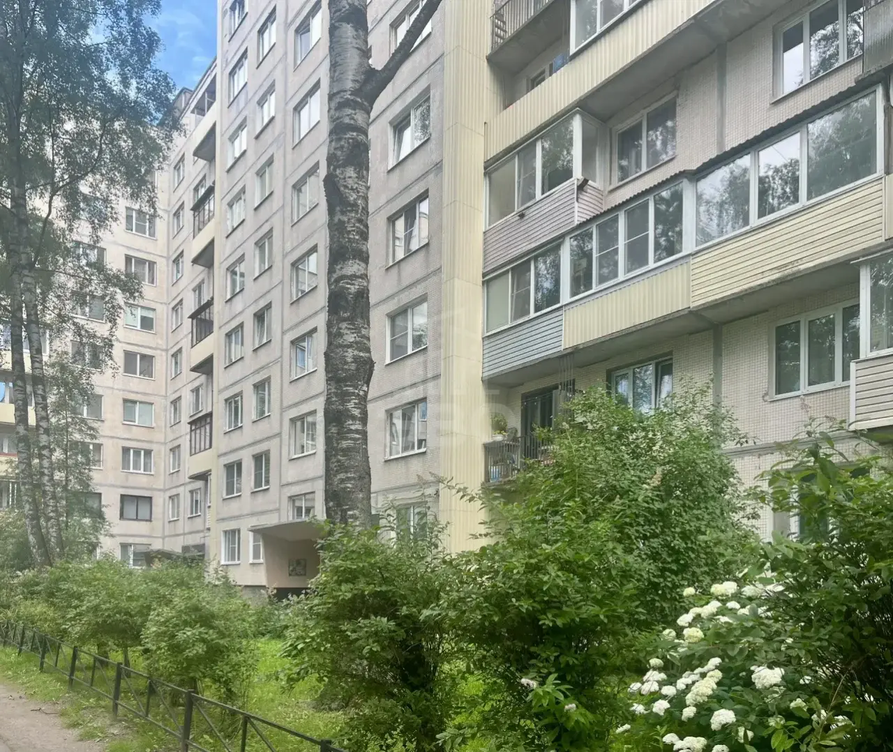 трехкомнатная квартира в Санкт-Петербурге по адресу: Гражданский проспект, 124, к 1