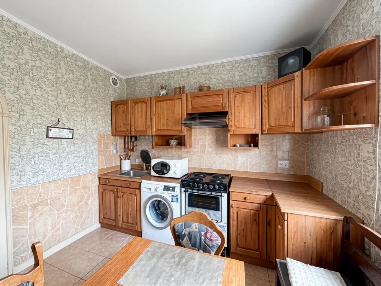 двухкомнатная квартира в Санкт-Петербурге по адресу: Камышовая ул., 6