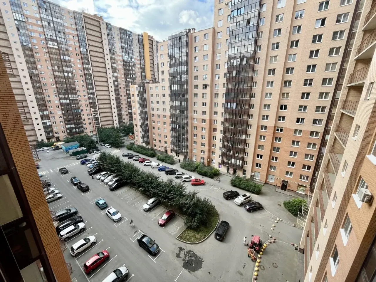 двухкомнатная квартира в Ленинградской области по адресу: Областная ул., 1
