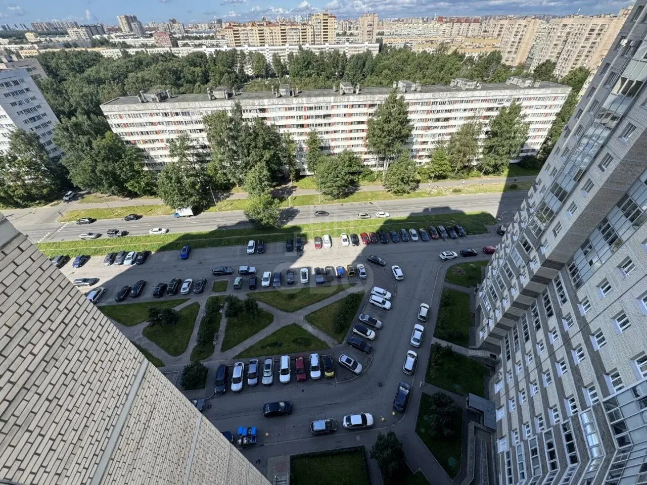 двухкомнатная квартира в Санкт-Петербурге по адресу: Брянцева ул., 7, к 1, литера А