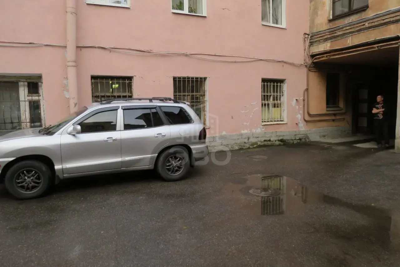 комната в Санкт-Петербурге по адресу: Английский пр-кт., 51