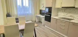 трехкомнатная квартира в Санкт-Петербурге по адресу: Шишкина ул., 309, к 1, строение 1