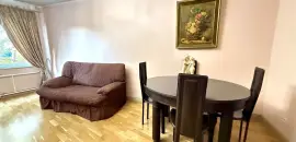 трехкомнатная квартира в Санкт-Петербурге по адресу: Парашютная ул., 4