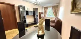 трехкомнатная квартира в Санкт-Петербурге по адресу: Парашютная ул., 4