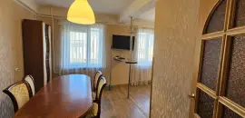 четырехкомнатная квартира в Санкт-Петербурге по адресу: Планерная ул., 27, к 1