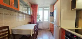трехкомнатная квартира в Санкт-Петербурге по адресу: Богатырский проспект, 39, к 2