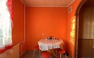 трехкомнатная квартира в Санкт-Петербурге по адресу: Купчинская ул., 15, к 2