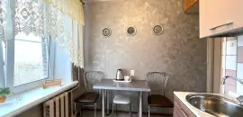 трехкомнатная квартира в Санкт-Петербурге по адресу: Лёни Голикова ул., 62