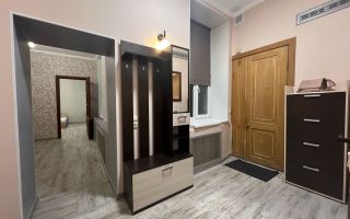 двухкомнатная квартира в Санкт-Петербург по адресу: Думская ул., 5/22