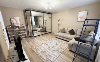 двухкомнатная квартира в Санкт-Петербург по адресу: Художников проспект, 3, к 1