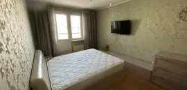 трехкомнатная квартира в Санкт-Петербурге по адресу: Ростовская ул., 1, литера А