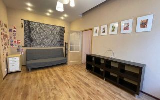 двухкомнатная квартира в Санкт-Петербурге по адресу: Подольская ул., 19