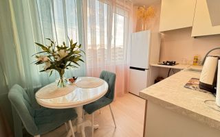 однокомнатная квартира в Санкт-Петербург по адресу: Славы проспект, 23, к 1