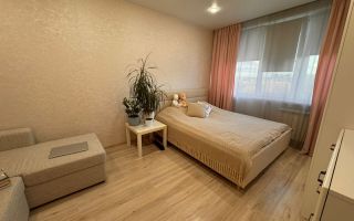 однокомнатная квартира в Санкт-Петербург по адресу: Славы проспект, 23, к 1