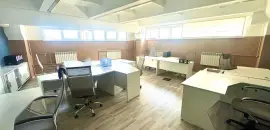 коммерция в Санкт-Петербурге по адресу: Оптиков ул., 4