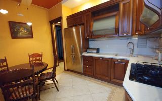 трехкомнатная квартира в Санкт-Петербург по адресу: Разводная ул., 10