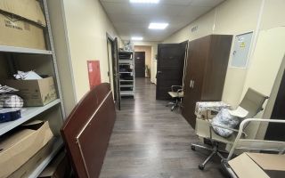 коммерция в Санкт-Петербург по адресу: Оптиков ул., 4