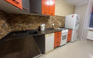 трехкомнатная квартира в Санкт-Петербург по адресу: Ленинский проспект, 68