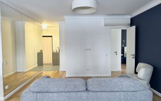 трехкомнатная квартира в Санкт-Петербург по адресу: Верности ул., 17