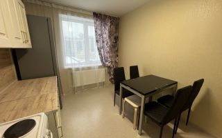 трехкомнатная квартира в Санкт-Петербург по адресу: Ленинский проспект, 68