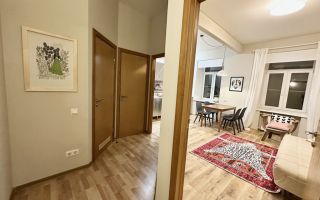 однокомнатная квартира в Санкт-Петербурге по адресу: Джамбула пер., 17