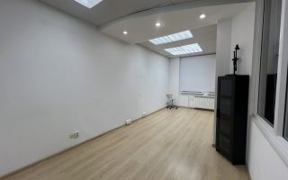 коммерция в Санкт-Петербурге по адресу: Кораблестроителей ул., 41