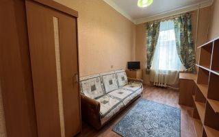 трехкомнатная квартира в Санкт-Петербурге по адресу: Парголовская ул., 12, литера б