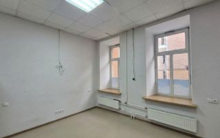 многокомнатная квартира в Санкт-Петербурге по адресу: Захарьевская ул., 9