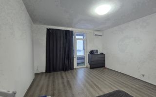 трехкомнатная квартира в Санкт-Петербурге по адресу: Маршала Захарова ул., 8