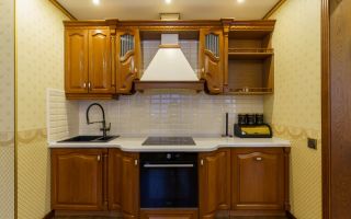 четырехкомнатная квартира в Санкт-Петербурге по адресу: Коломяжский проспект, 20, литера А