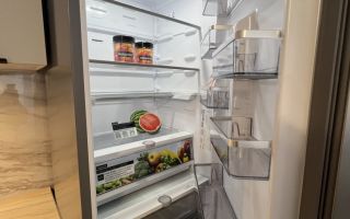 трехкомнатная квартира в Санкт-Петербурге по адресу: Миклухо Маклая наб., 3, к 1