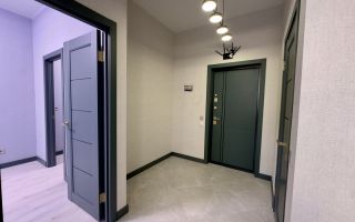 трехкомнатная квартира в Ленинградской области по адресу: Солнечная ул., 12