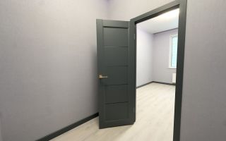 трехкомнатная квартира в Ленинградской области по адресу: Солнечная ул., 12