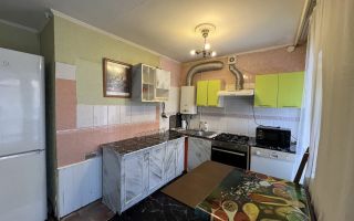 трехкомнатная квартира в Санкт-Петербурге по адресу: Восстания пл., 11