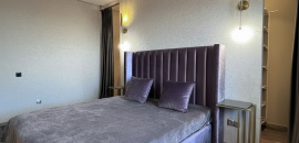 трехкомнатная квартира в Санкт-Петербурге по адресу: Смоленская ул., 18