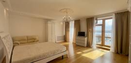 двухкомнатная квартира в Санкт-Петербурге по адресу: Петровская наб., 4