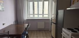 трехкомнатная квартира в Санкт-Петербурге по адресу: Фёдора Абрамова ул., 4